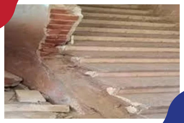 تهالك المباني وارتفاع الكثافات..